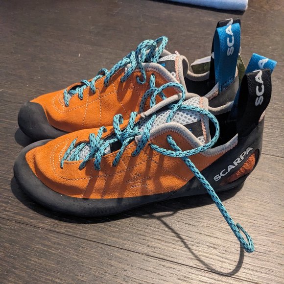 New Scarpa Climbing Shoes - Picture 2 of 8